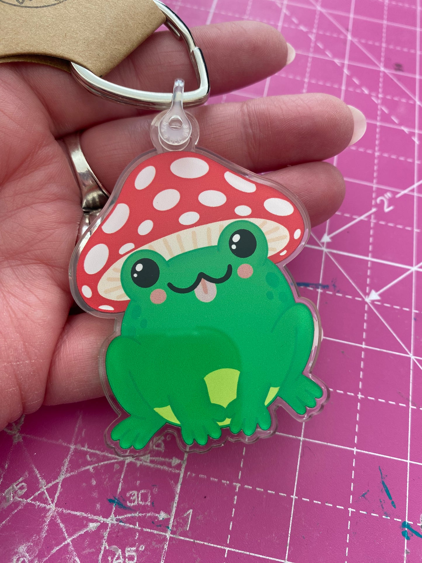 Toadstool Frog keyring