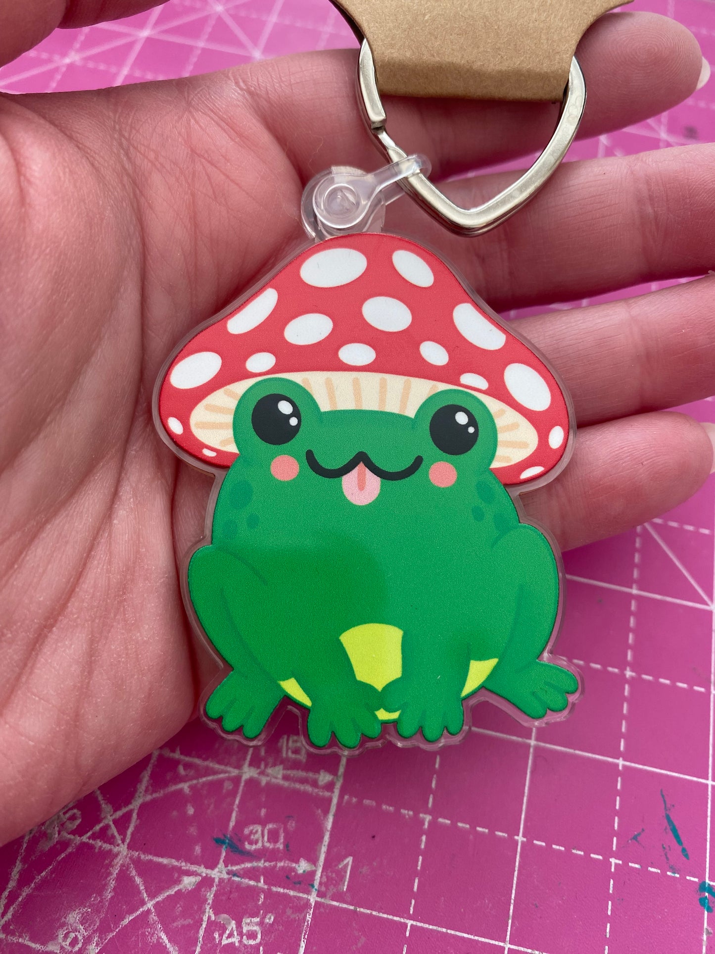 Toadstool Frog keyring