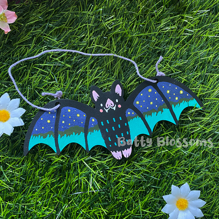 'Hotaru' hanging wooden bat