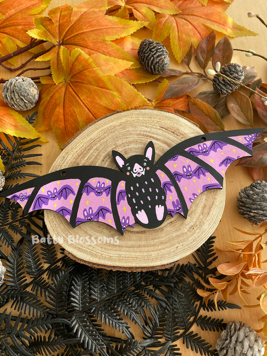 'Myskia' hanging wooden bat