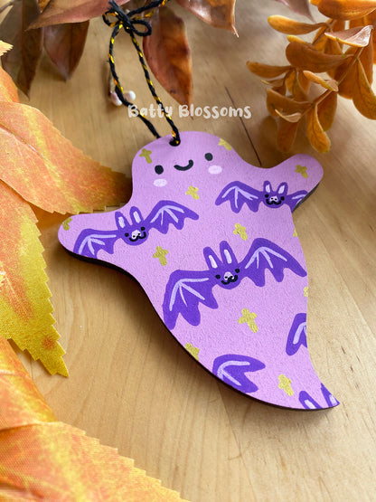 Purple bat wooden ghost decoration