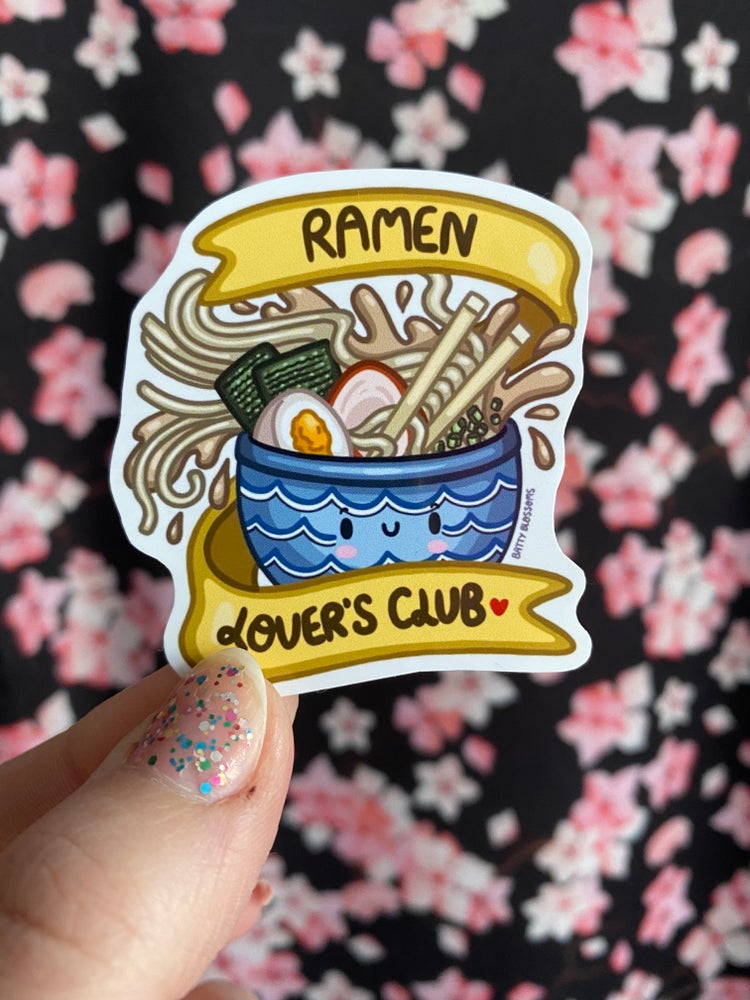 Ramen Lovers Club vinyl sticker (medium)